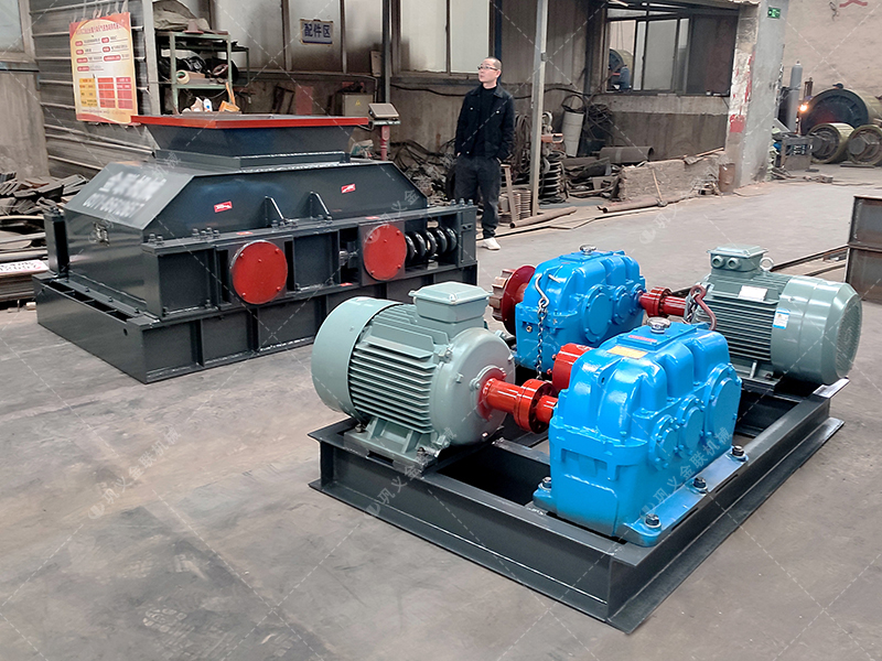 2PGC600X750雙齒輥破碎機發(fā)貨圖片_發(fā)往湖南婁底_破碎煤塊 2PGC600X750雙齒輥破碎機發(fā)貨圖片_發(fā)往湖南婁底_破碎煤塊